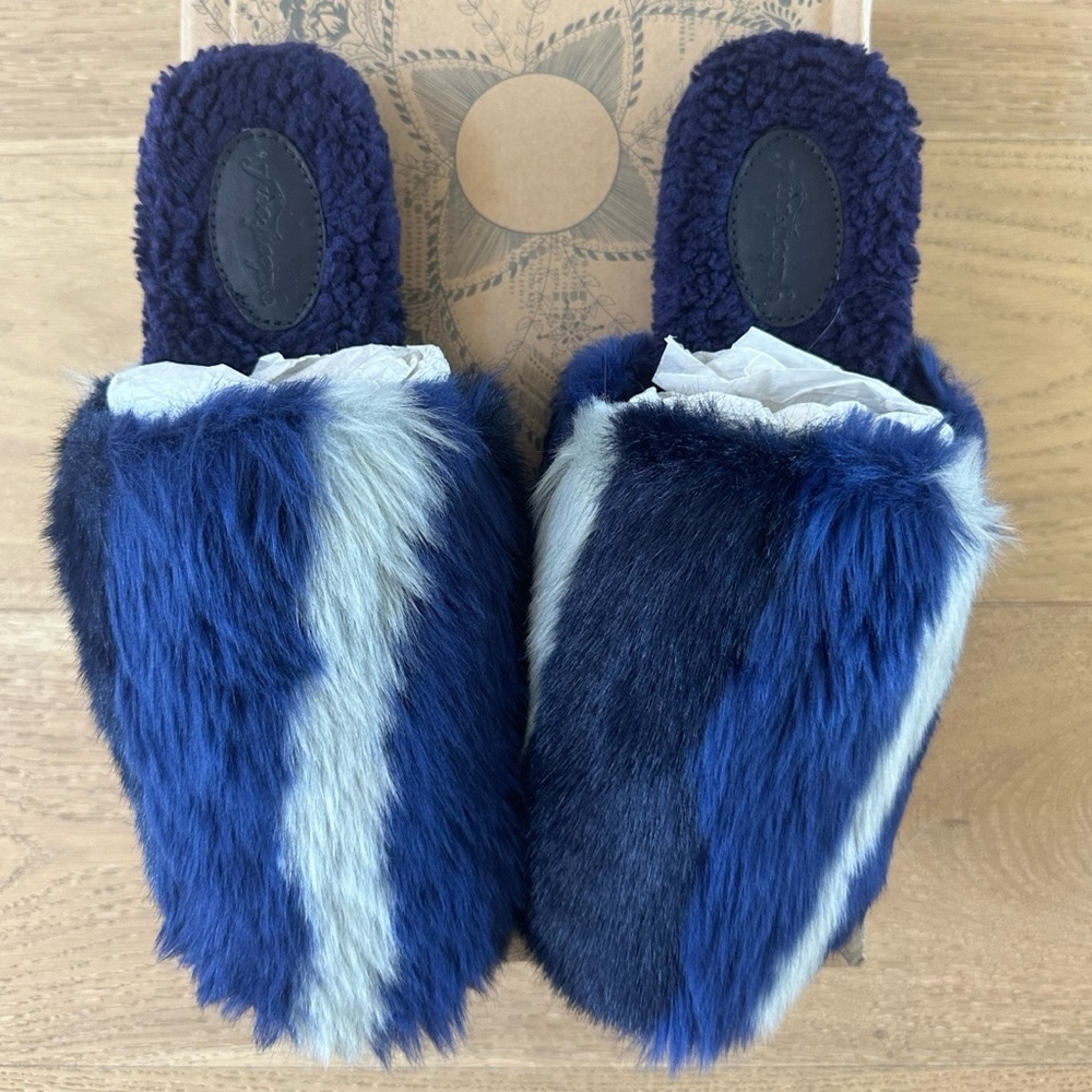 Free People Blue and Black Fur Slippers - Picture 5 of 12